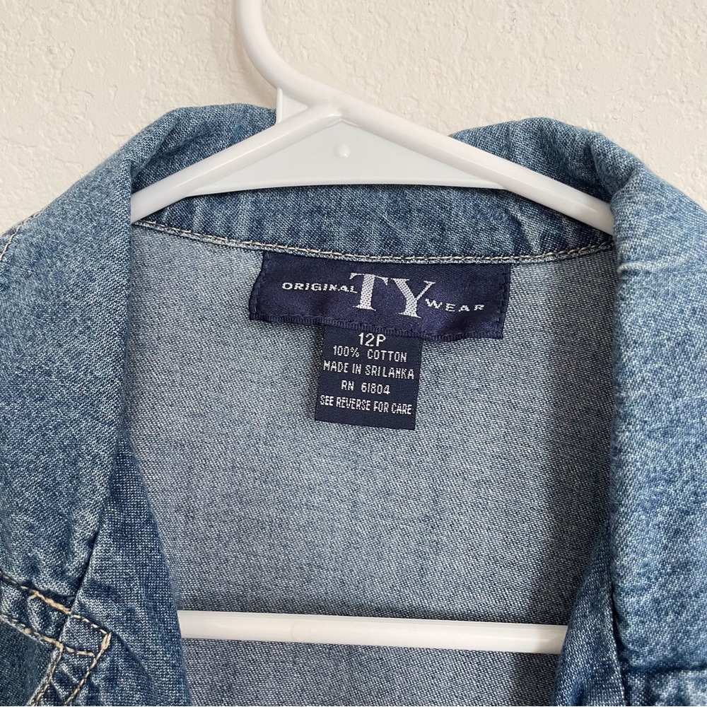 Denim button up - Picture 3 of 4